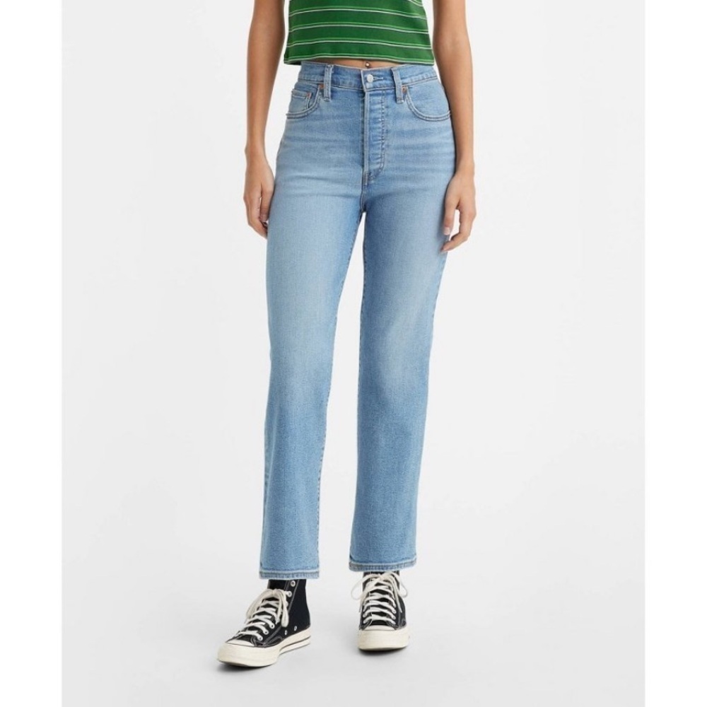 Levi's° Women's Ultra-High Rise Ribcage
Straight Jeans - Center Lane 31 new